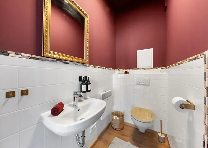 Liebelei Boutique - 2 Min Zum Bahnhof, Eigener Parkplatz