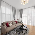 Liebelei Boutique - 2 Min Zum Bahnhof, Eigener Parkplatz Apartamento
