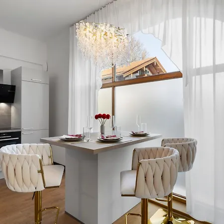 Boutique-apartment Liebelei Miesbach, Zentral, Terrasse, Parkplatz * Miesbach