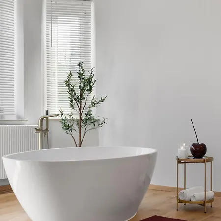 Boutique-apartment Liebelei Miesbach, Zentral, Terrasse, Parkplatz * Miesbach