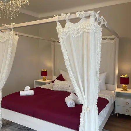 Apartment Boutique-apartment Liebelei Miesbach, Zentral, Terrasse, Parkplatz