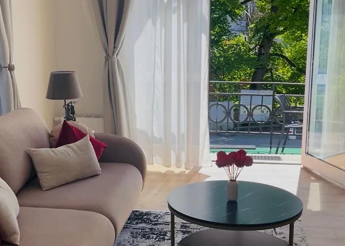 Liebelei Boutique - 2 Min Zum Bahnhof, Eigener Parkplatz Apartman *